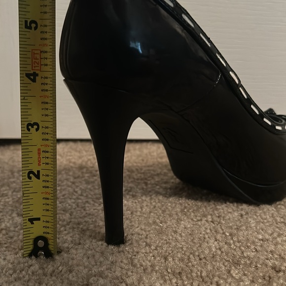 Glossy black peep toe heel - Picture 5 of 5